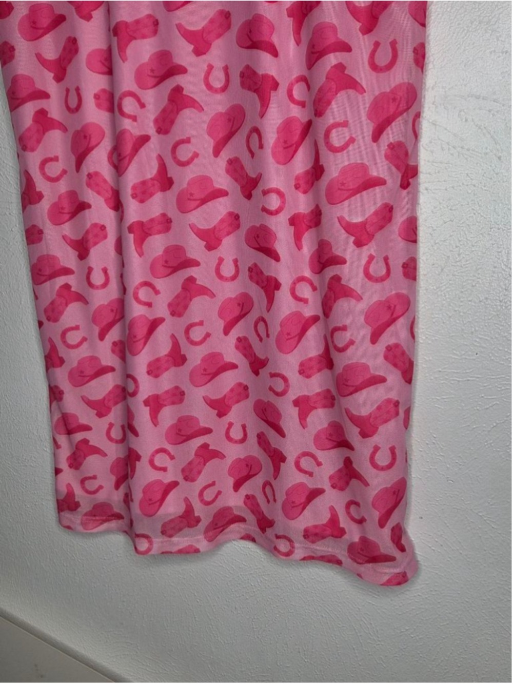 Western Print Pink Mesh Dress Women's Size Medium Cowgirl Boots Hat Horseshoe - Picture 8 of 10